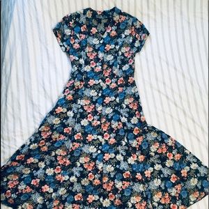 Floral vintage maxi dress